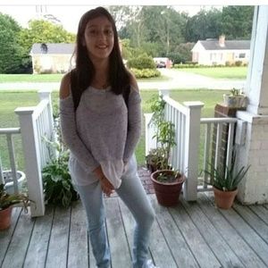 Meet your Posher, Alessandra